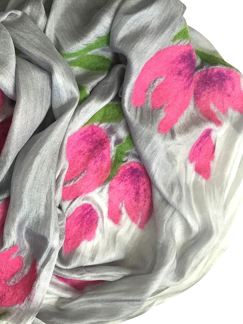 7 SISTERS — SILK & FELTED WOOL TULIP-PATTERNED, GRAY and PINK LONG SCARF/SHAWL